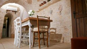 Restored Trullo with private pool