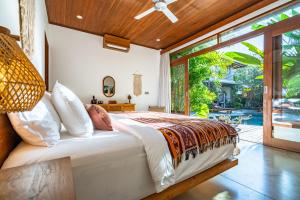 Villa Shakti, 3BR with pool & yoga shala in Bingin