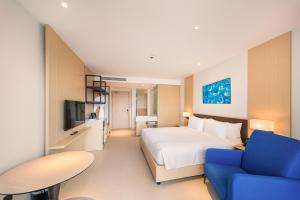 Cam Ranh Beach Resort - 5 Mins to Airport