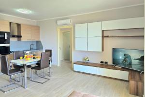 Sea Vista Durres 50m From Beach - Happy Rentals