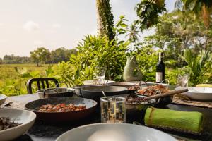 Dutch house - 5BR Villa, Private Pool, Chef, Paddy View