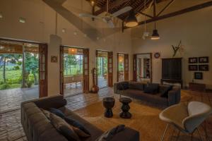 Dutch house - 5BR Villa, Private Pool, Chef, Paddy View