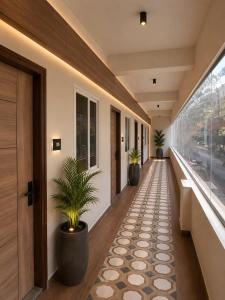 Petals Suites & Hotel - Manyata Tech Park