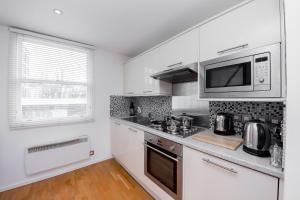 Apartment near Harrods