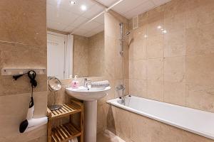 Spacious apartment El Coloso