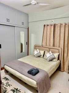 Scuzi stay near Flipkart and embassy, Tech village