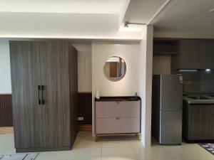 Cozy Sunlit Retreat, Spacious Studio Type Unit In The City of Entertainment