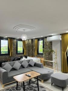 İrden Suit