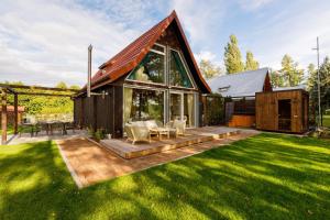 Leszcz1321- Dom z linią brzegową, sauna, jacuzzi