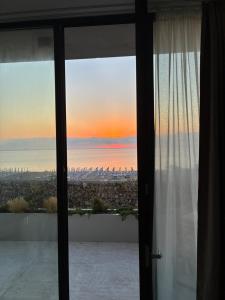 ALIZ Apartamente & Camere pe Falezã