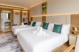 Curva Beach Hotel