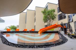 Curva Beach Hotel
