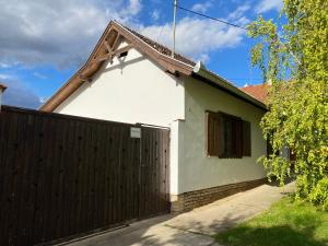Deki House