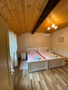 Deki House