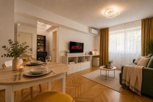 1-Bedroom Apartment near Opera & Cismigiu Gardens