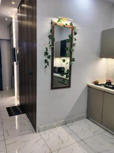 906 Studio Ufairia Mall, Ek Murti Chowk, Greater Noida West