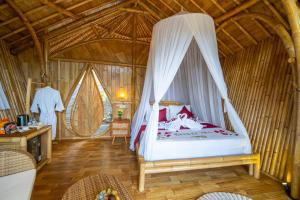 Breezy hill bamboo retreat