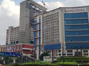 906 Studio Ufairia Mall, Ek Murti Chowk, Greater Noida West