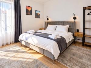 3H Central Residence