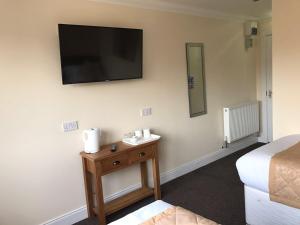 Family Room with Shower room in The Waverley Inn