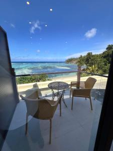 Crown Beach Hotel Seychelles