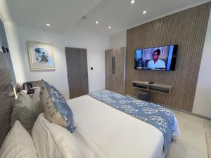 Crown Beach Hotel Seychelles