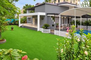 StayVista at Shanti Villa with BBQ & Bonfire