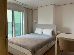 Summer House Seoul
