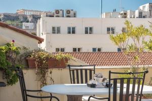 Acropolis View Oasis at City Center