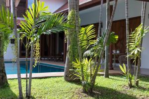 Raya Villa, Luxury Pool Villa with a loft, Close to Jomtien Beach