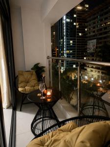 "Beautiful luxurious spacious apartment with amazing amenities