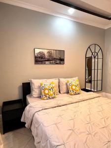 Casa Mia Homes - Stylish 1BR in Mbezi Beach