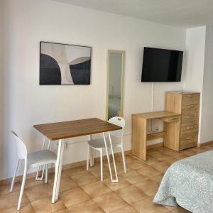Studio In Castle Harbour With Garden View C018