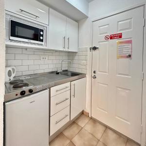 Pool View Studio Apartment Ref C015