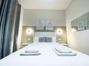 Philoxenia III apartment with free parking