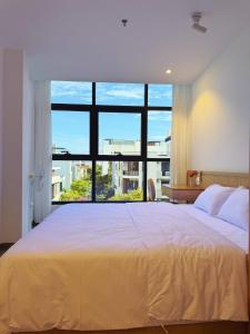 505 - La Van Residence - Charming City View Studio