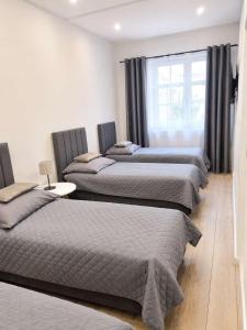 Central Platinum Apartments 26