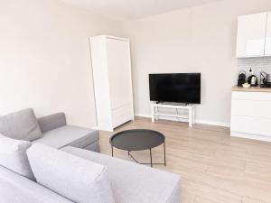 Central Platinum Apartments 23