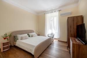 Magnolia vatican apartment