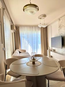 Kashmir Apartment F72 Lets Sea Gąski