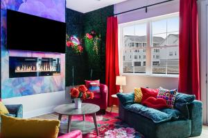 The Vivid - Rooftop Hot TubGame RoomSleeps 16