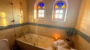 Charming Luxury Villa - Pool & Hot Tub