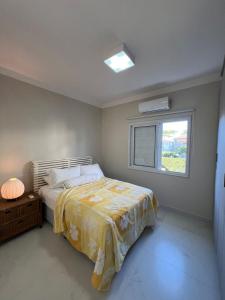 Casa Luxuosa em Riviera Condomínio Hang Roa
