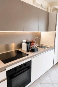 Enzos Venice Home - Art, Relax & Parking