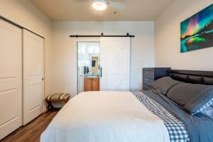 The Central Hub- 2BD2BTH