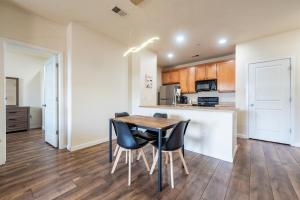 The Central Hub- 2BD2BTH