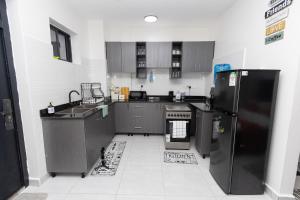 Studio in Bamburi mtambo with swimming pool and Ac