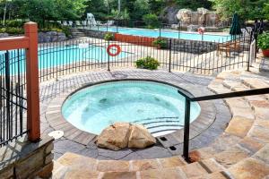Tremblant Prestige - Les Eaux 223-4