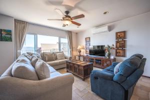 Relaxing 3BR Ocean-View Condo | 2 Balconies