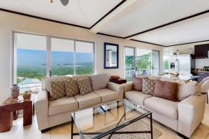 Playas del Coco Home w Ocean-View Deck, Pool